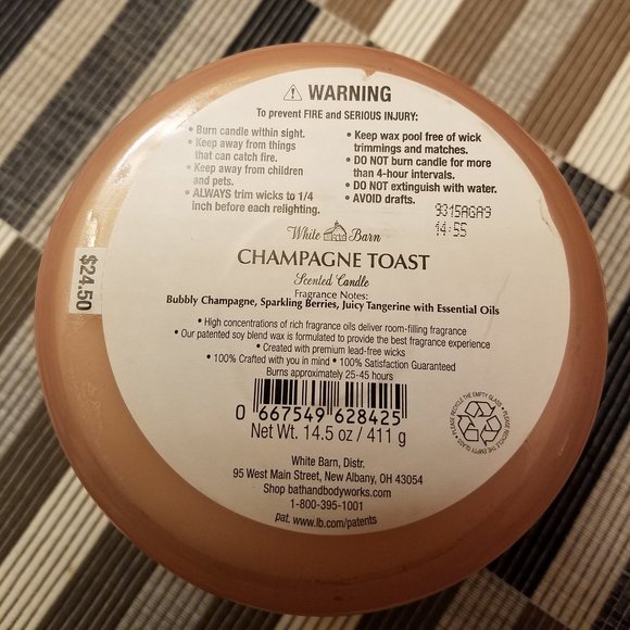 White Barn Champagne Toast 3-wick candle 14.05 oz - Picture 2 of 4